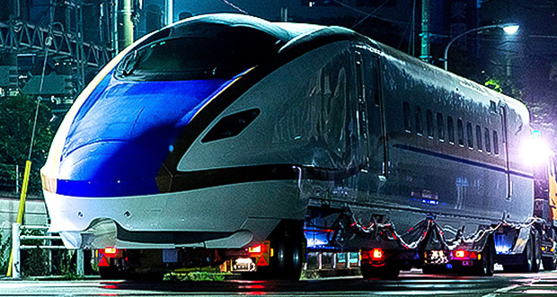 鉄道車両輸送サービス