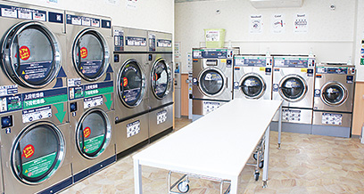 輸送事例：ＦＣ店舗に大型洗濯機や両替機を供給